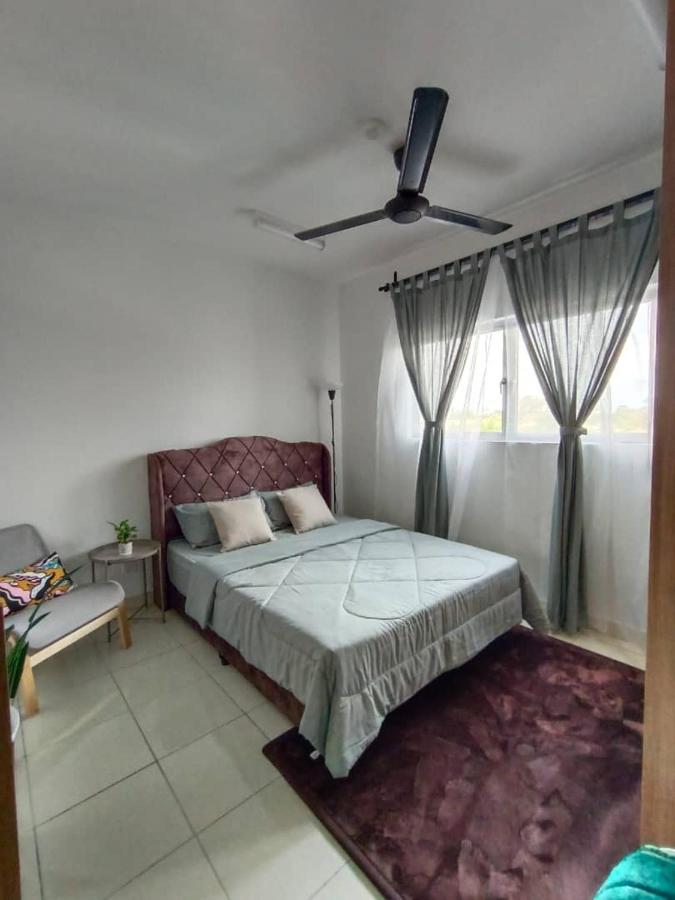 Qilayna Guest Room Sepang Exterior foto